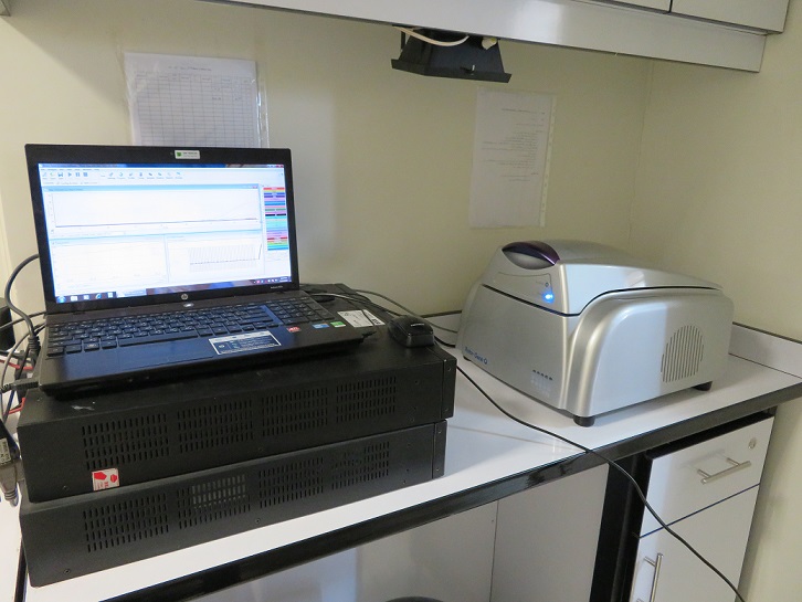 Real-time PCR device